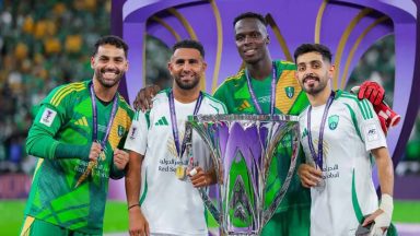 إدوارد ميندي - رياض محرز- روبرتو فيرمينو